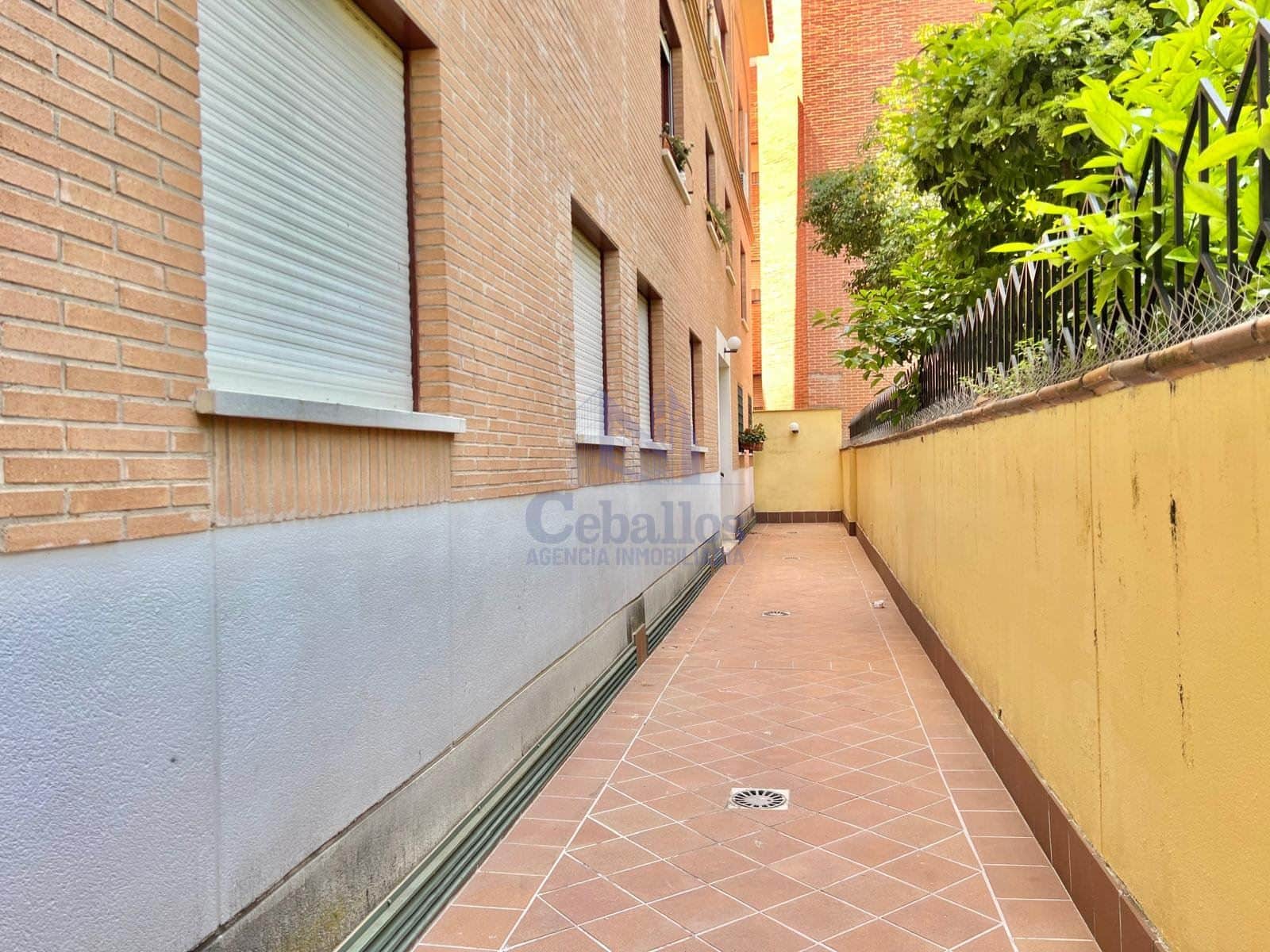 🏡 Dúplex en el Centro de la Ciudad – Espacio, Luz y Comodidad con Todos los Servicios a Tu Alcance - Foto 3