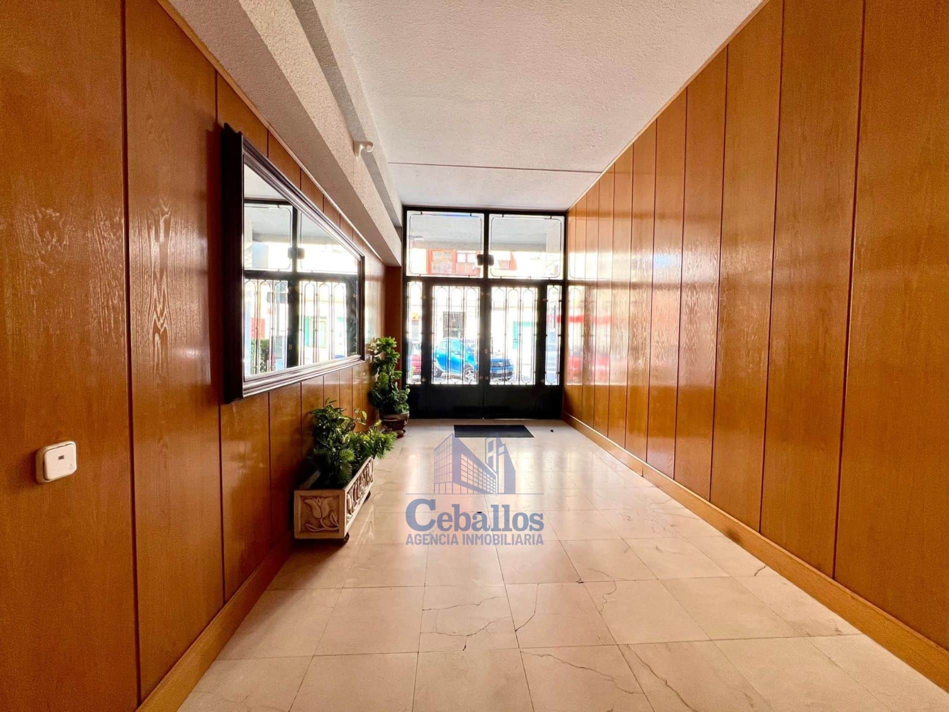 Piso en venta en Guadalajara - Foto 2