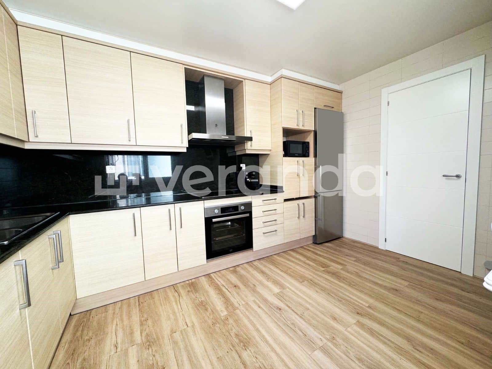 SEMINUEVO 102 M2 CON PARQUING ZONA CENTRO - Foto 4