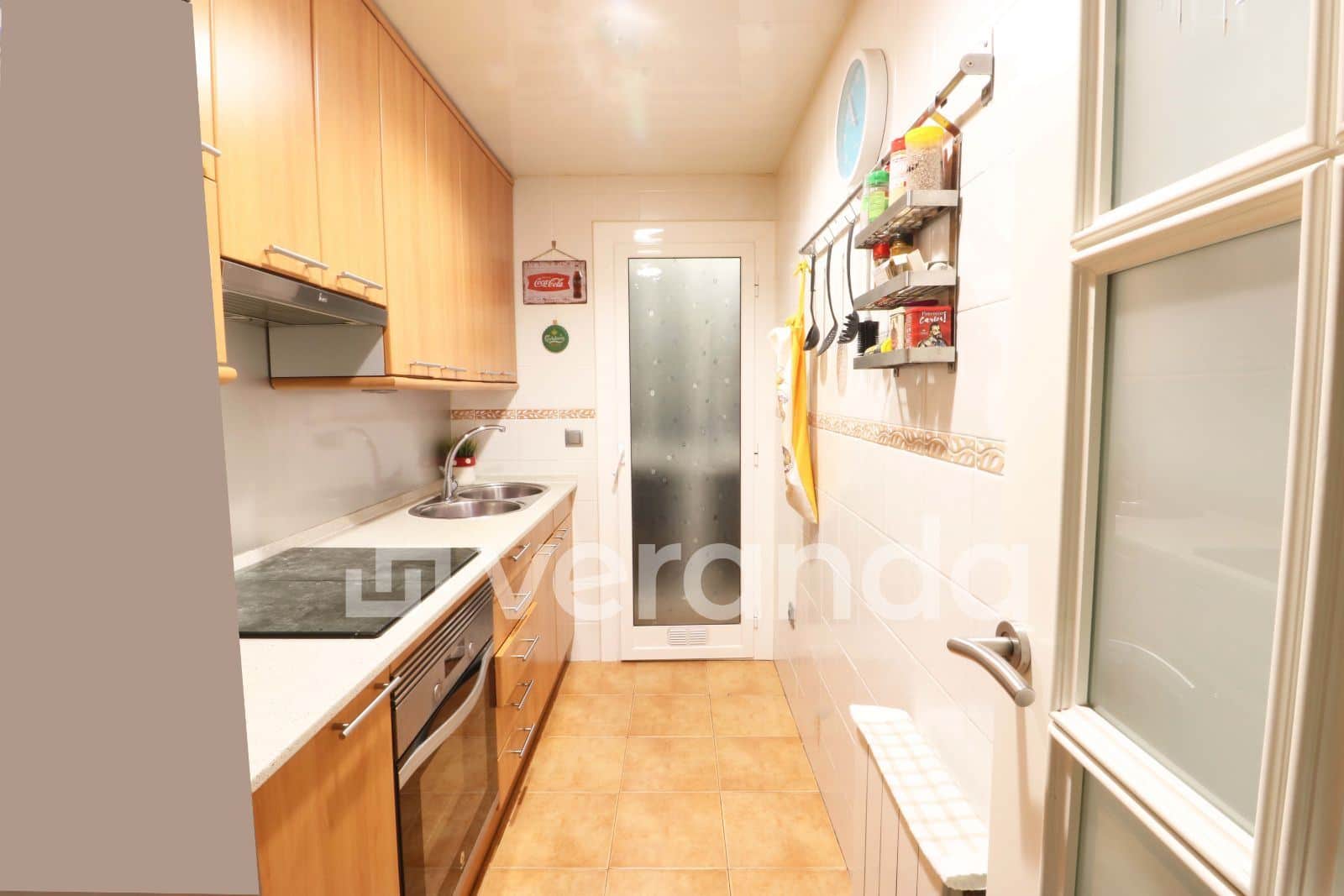 REFORMADO 2 HABITACIONES ASCENSOR Y BALCON - Foto 4