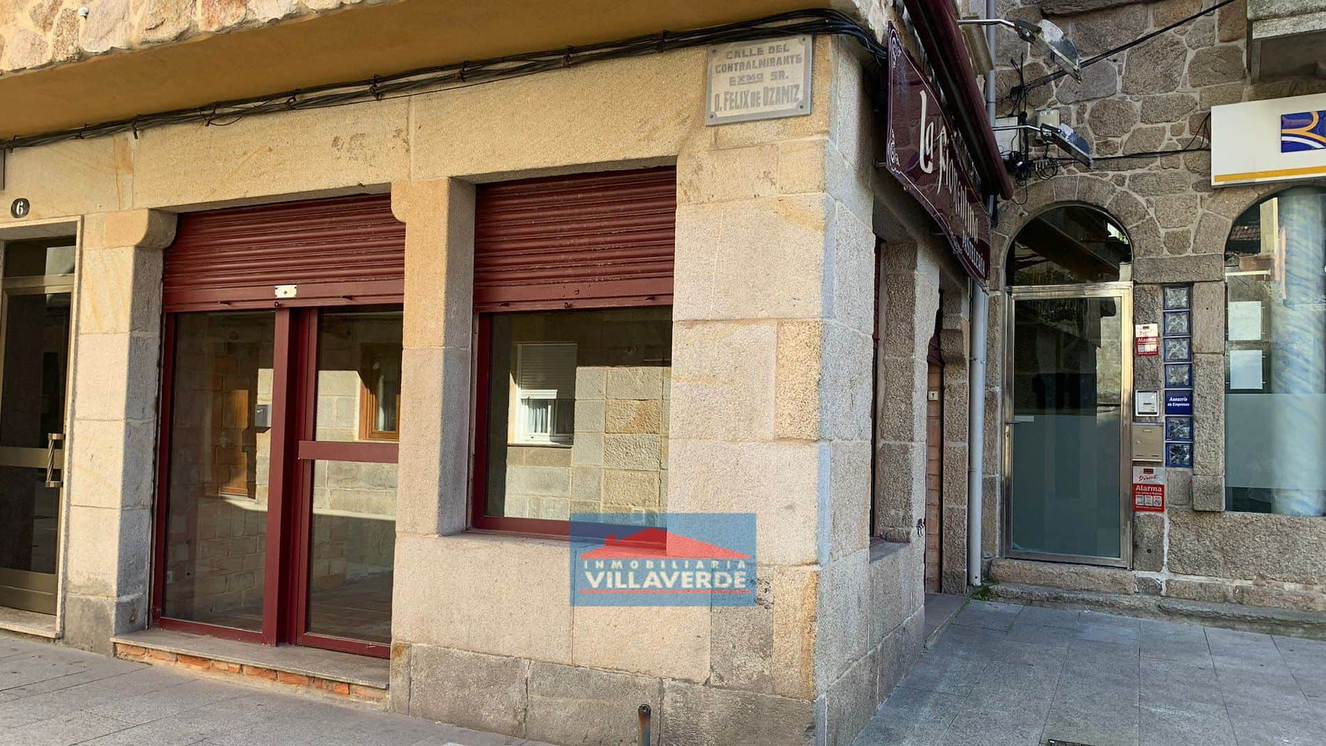 Local comercial en alquiler en Cangas - Foto 3