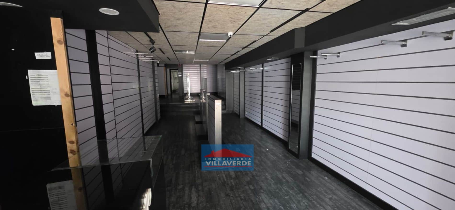 Local comercial en venta en Cangas - Foto 4