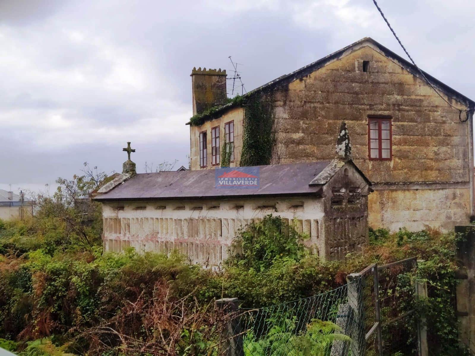 TERRENO EDIFICABLE CON ACCESO A LA PLAYA - Foto 5
