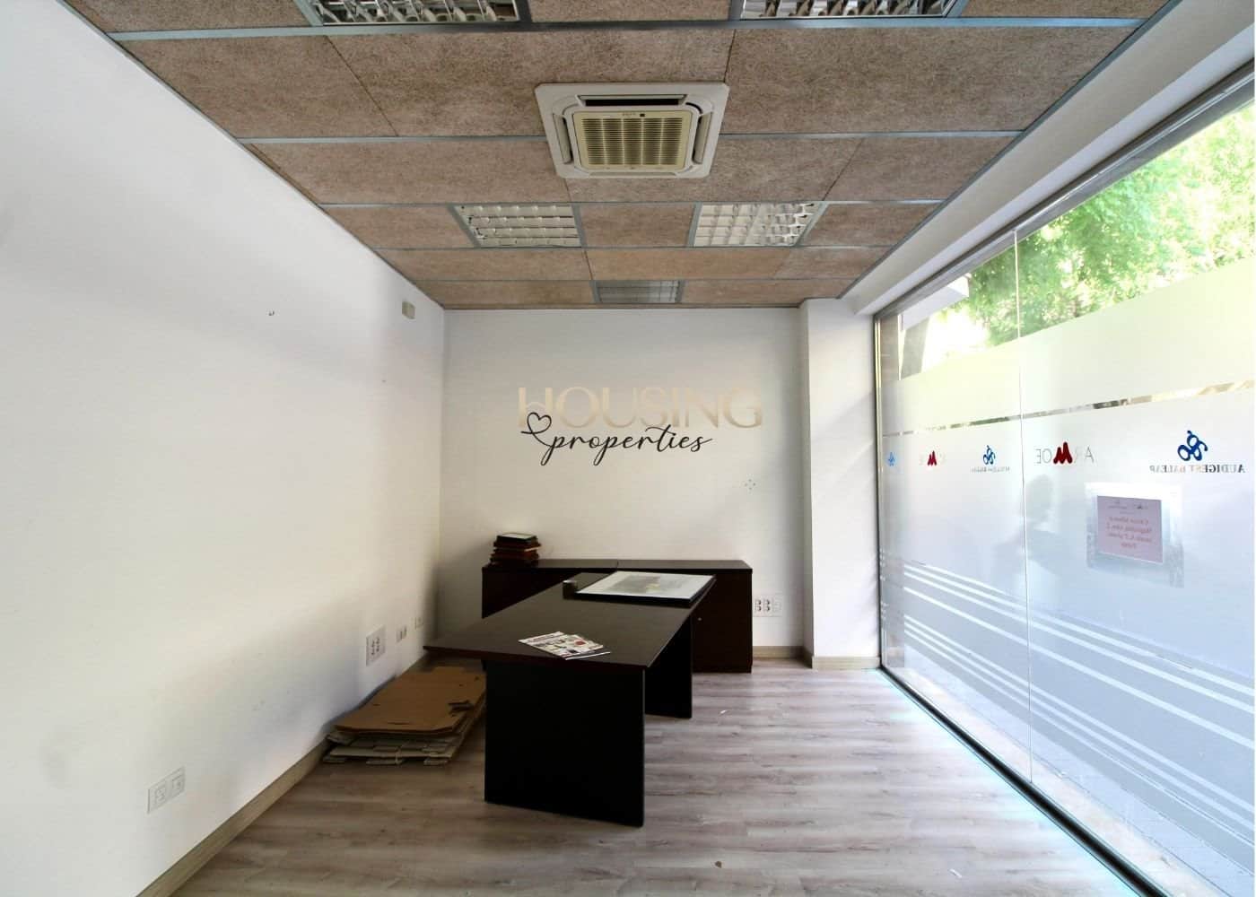 AMPLIO LOCAL EN ZONA BONS AIRES - Foto 2