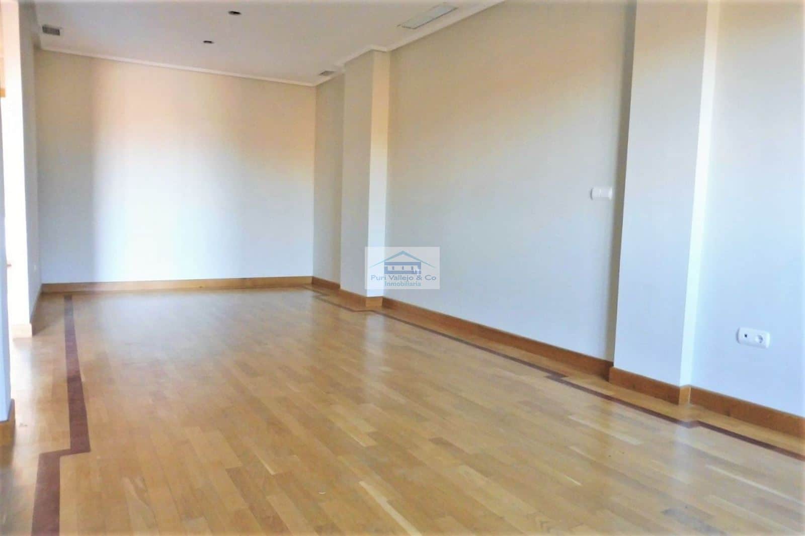 Chalet Adosado con primeras calidades y mejoras. - Foto 3