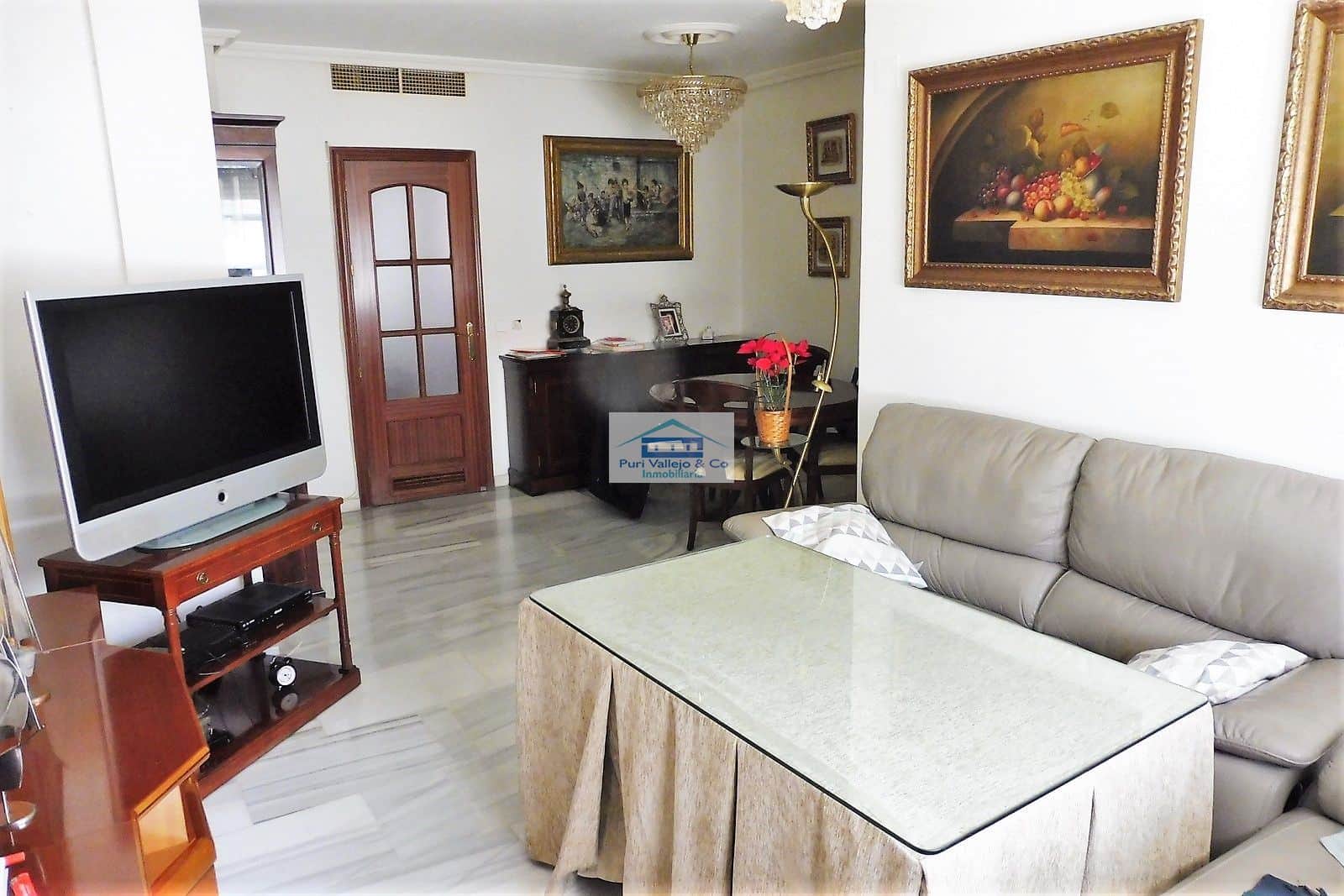 Piso con 4 habitaciones y amplia cocina en Chimeneón. - Foto 2