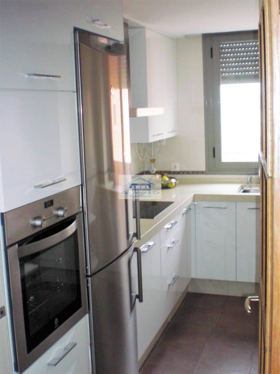 Piso de reciente construcción con piscina. - Foto 3