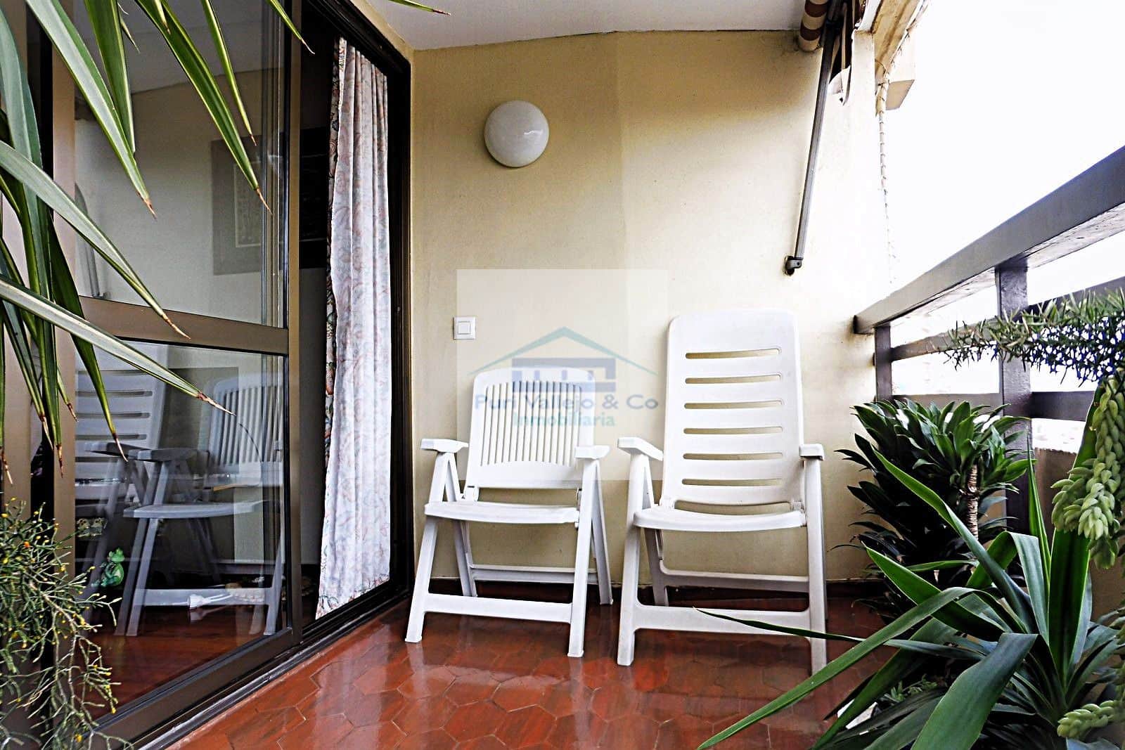 Piso con amplia terraza y espléndidas vistas. - Foto 2