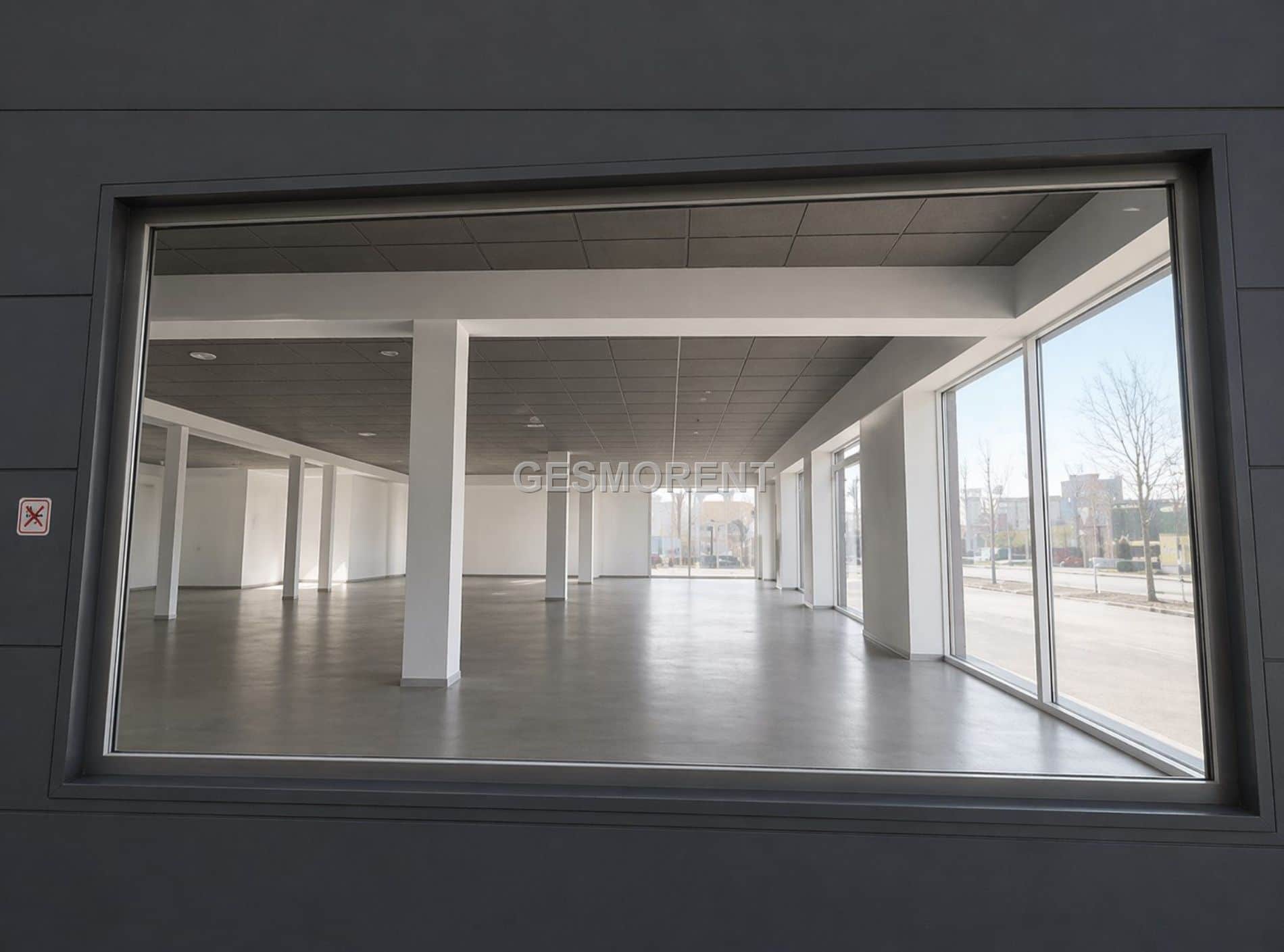 Local comercial en alquiler en Manacor - Foto 2