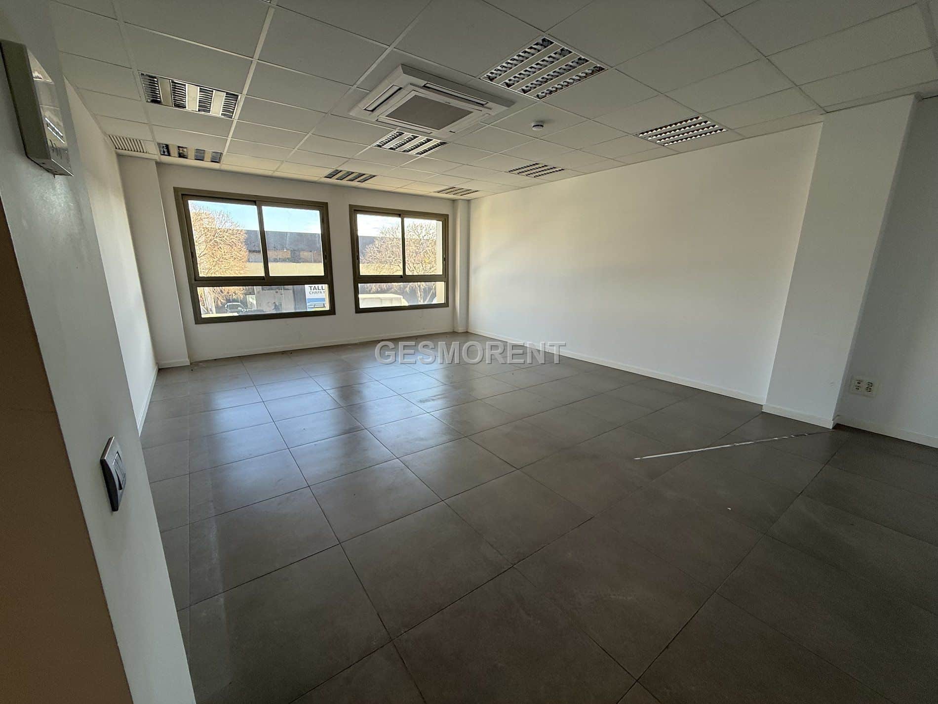 Local comercial en alquiler en Polígono Son Castello, Palma de Mallorca - Foto 3