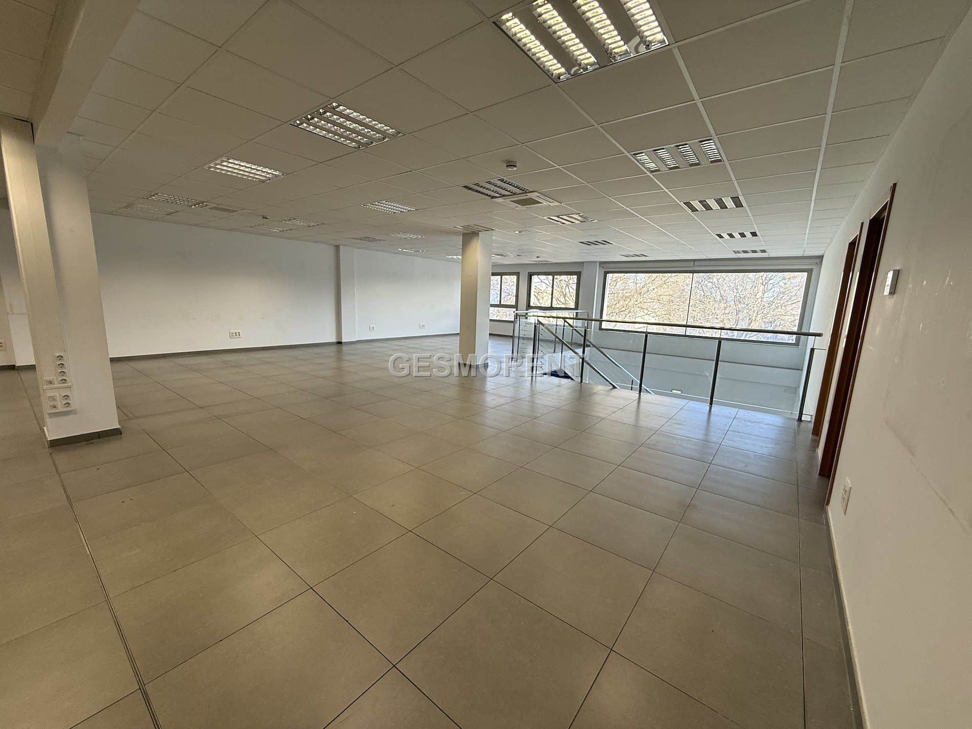 Local comercial en alquiler en Polígono Son Castello, Palma de Mallorca - Foto 4