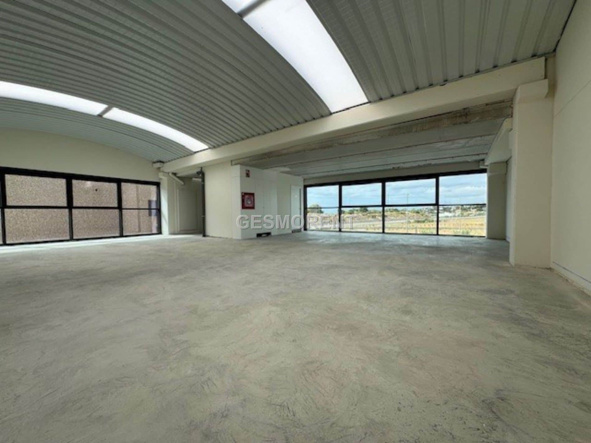 Nave industrial en alquiler en Sitges - Foto 3