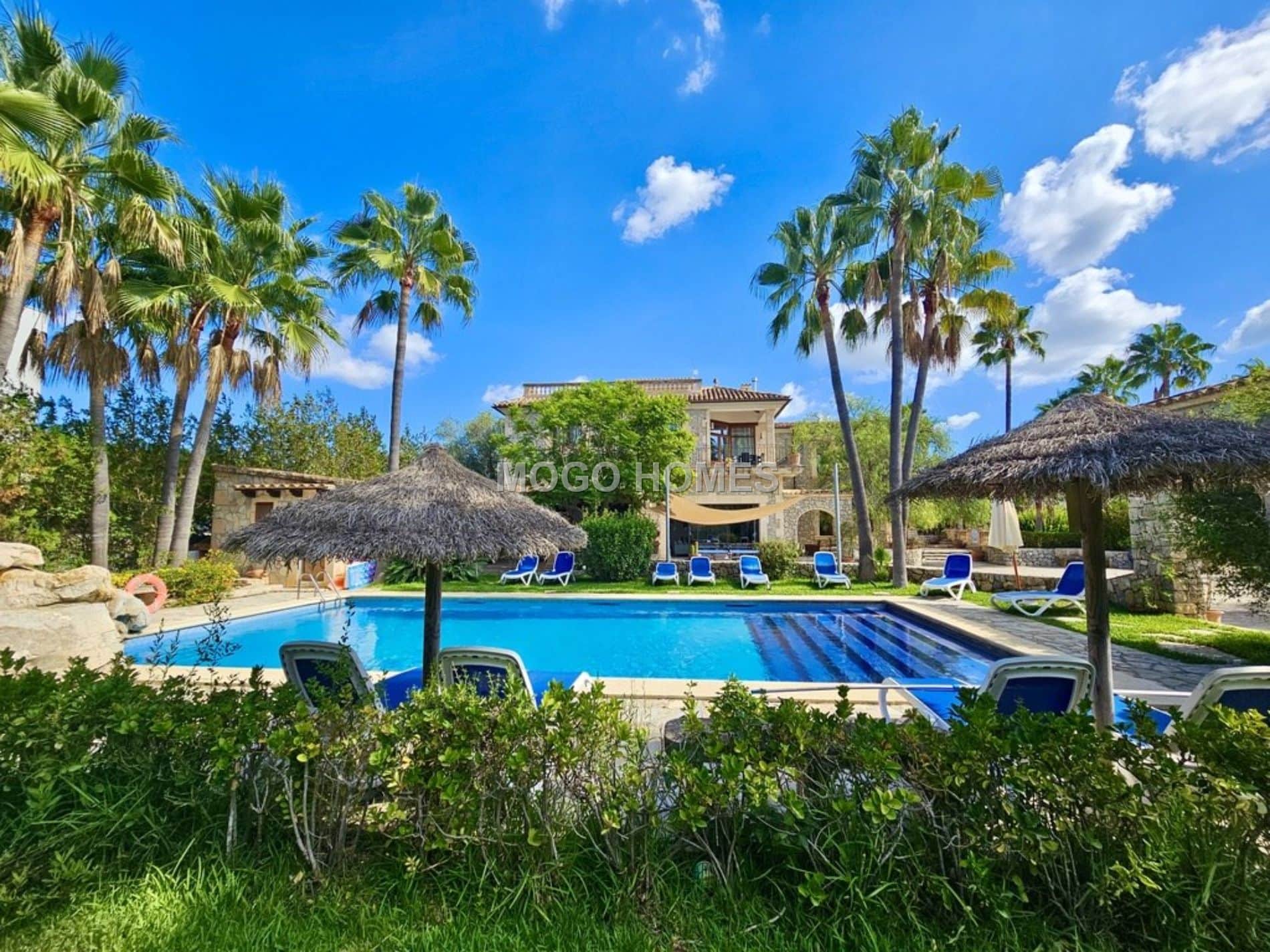 Hermosa casa de piedra con piscina, licencia de alquiler y excelente potencial de ingresos. - Foto 4