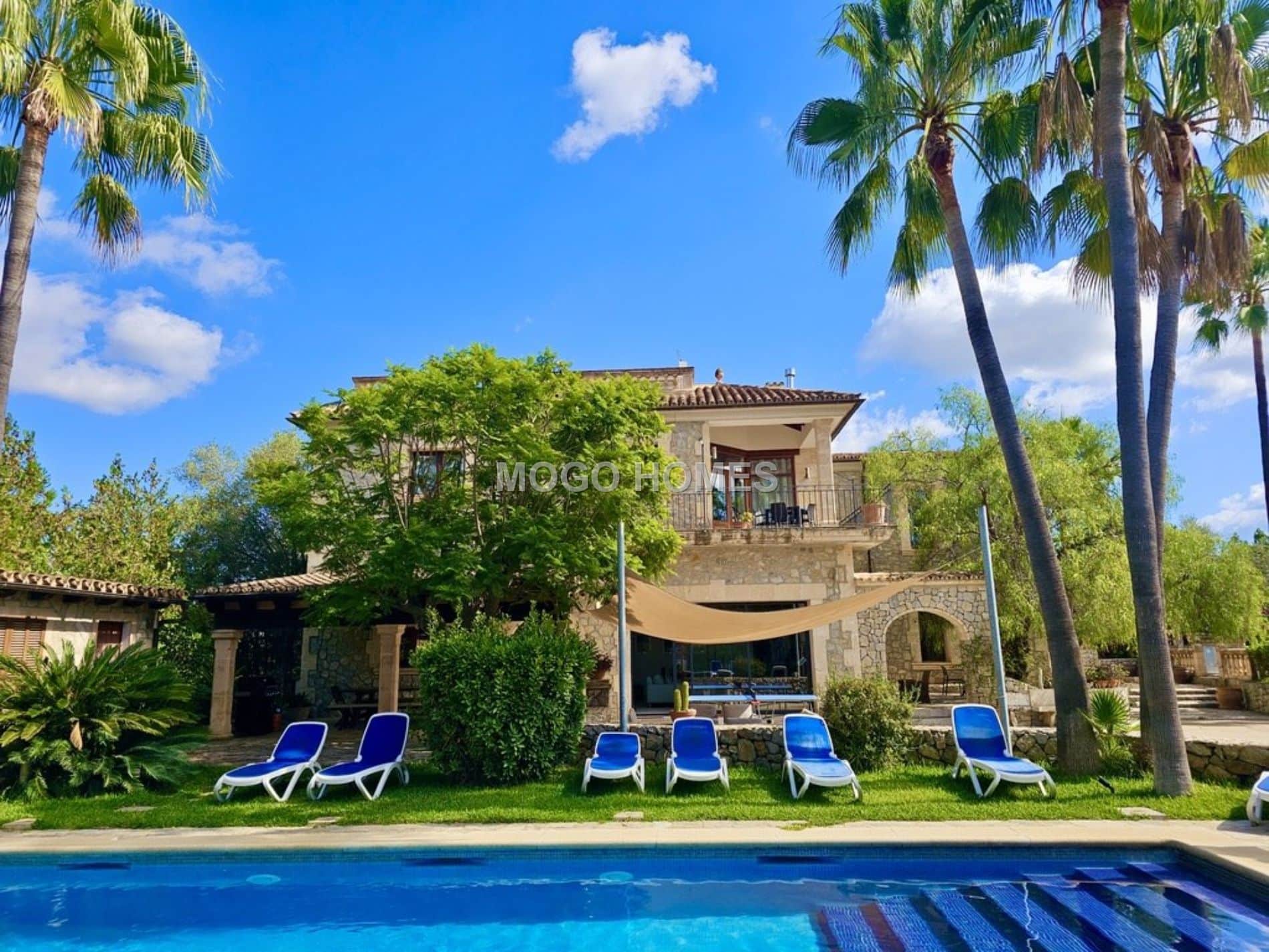 Hermosa casa de piedra con piscina, licencia de alquiler y excelente potencial de ingresos. - Foto 5