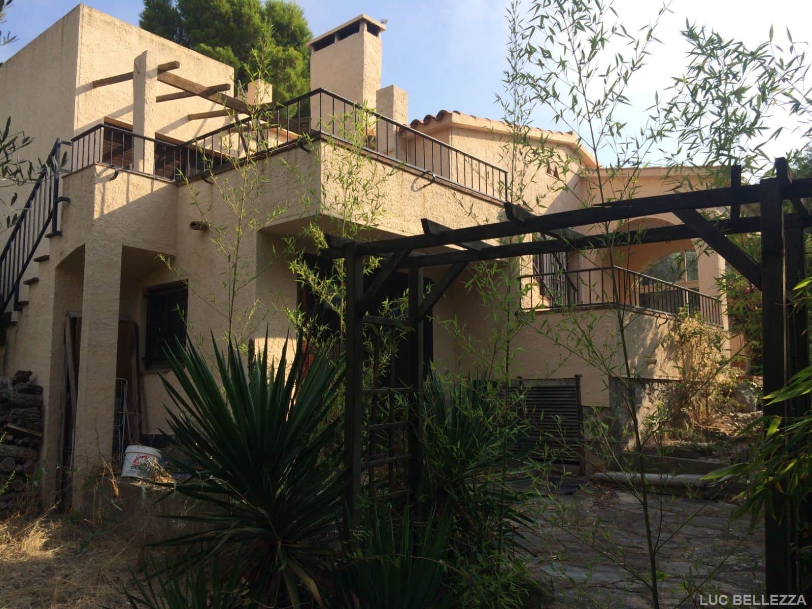 Casa con gran jardín en parcela de 486 m2 - Foto 4