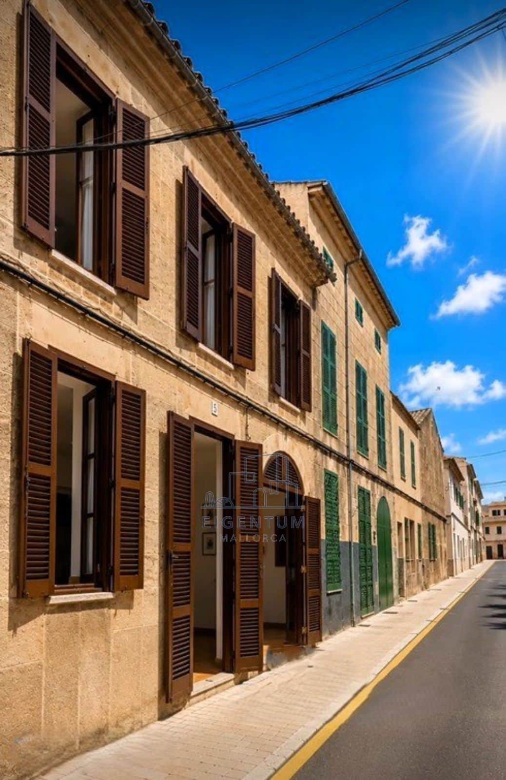 Casa de pueblo en venta en Vilafranca - Foto 1