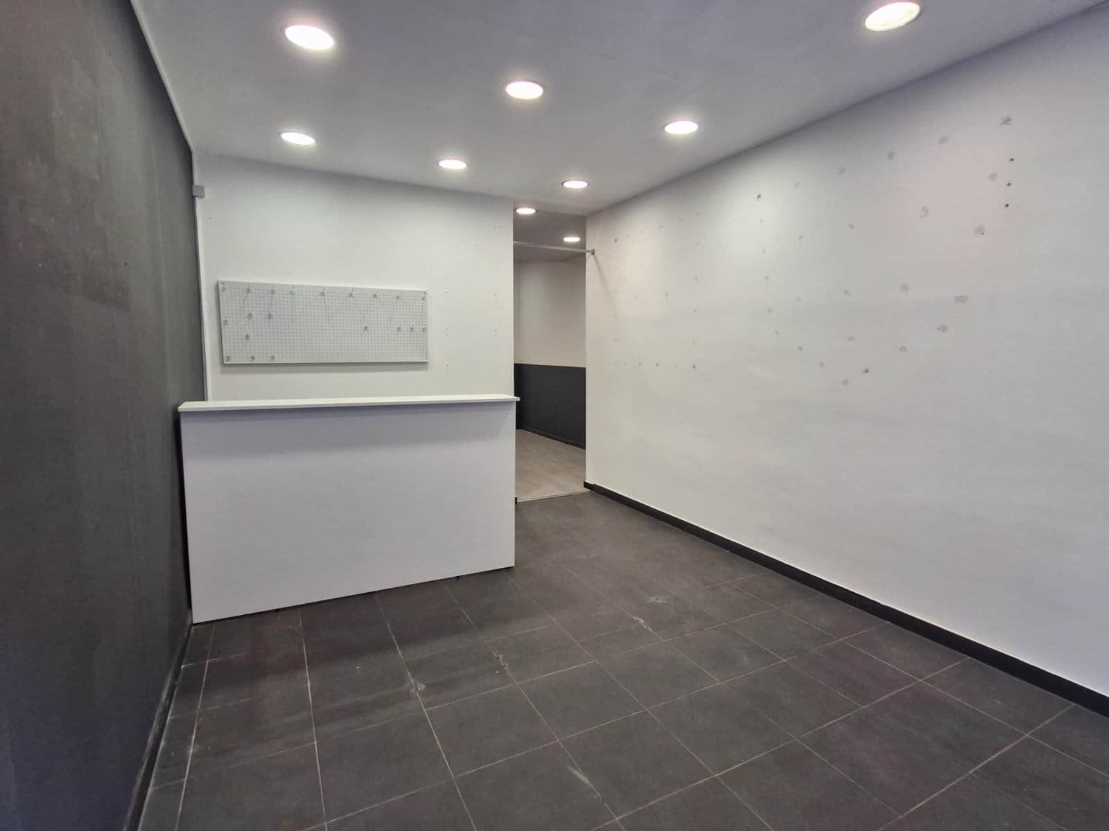 Local comercial en alquiler en Plaza de la Báscula, Molins de Rei - Foto 3