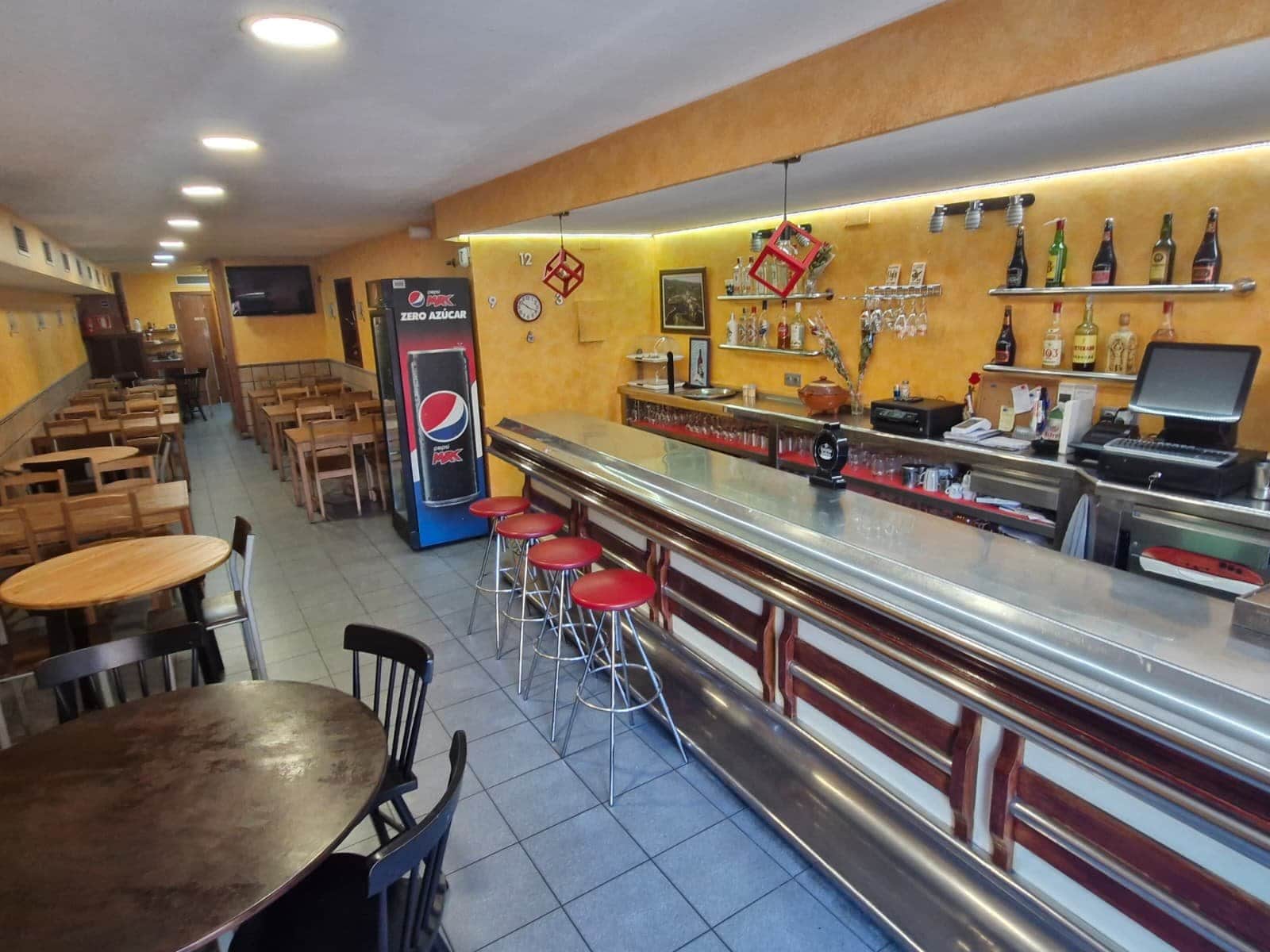 Local comercial en venta en Molins de Rei - Foto 5