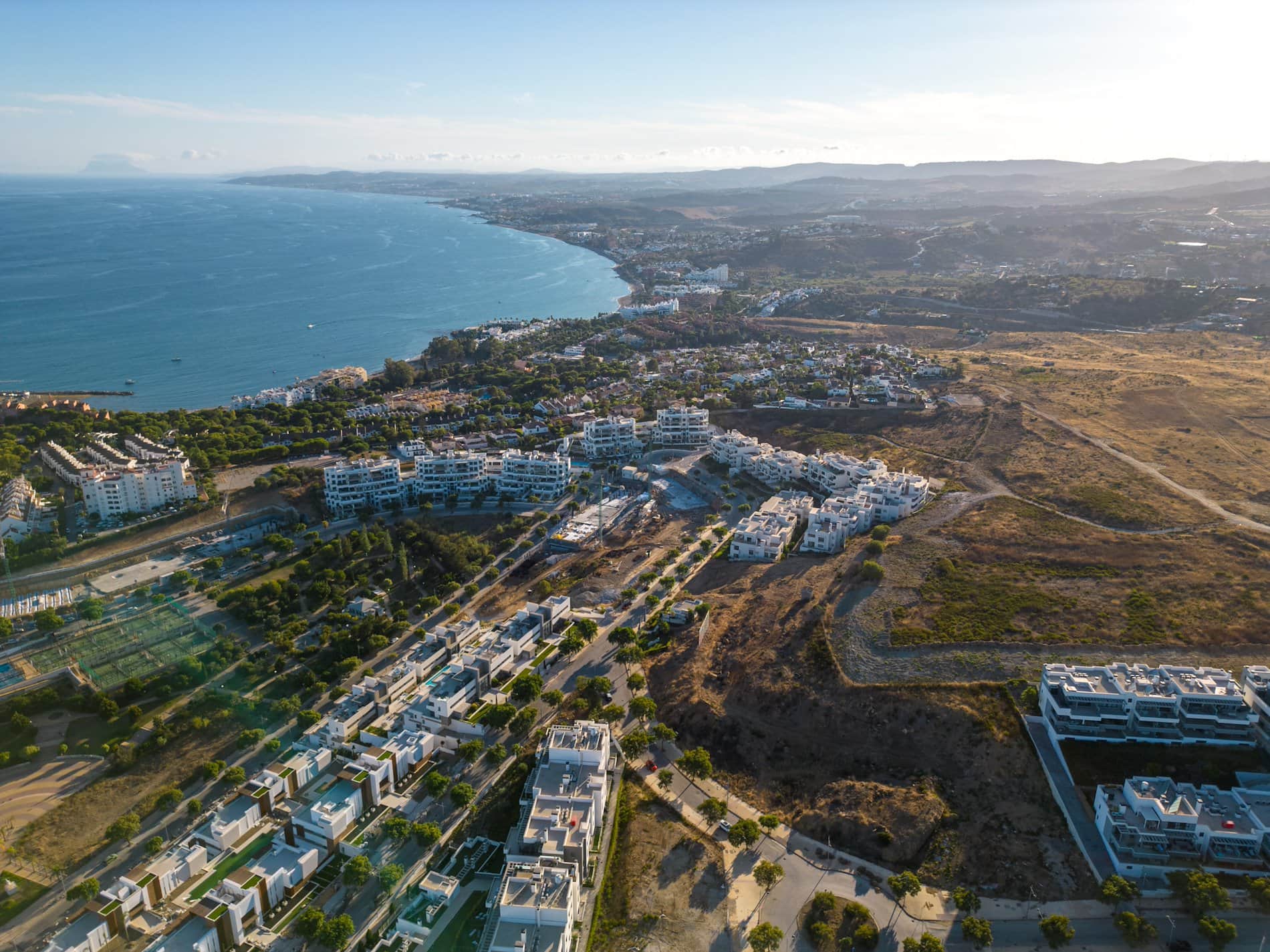 Piso en venta en Estepona - Foto 1